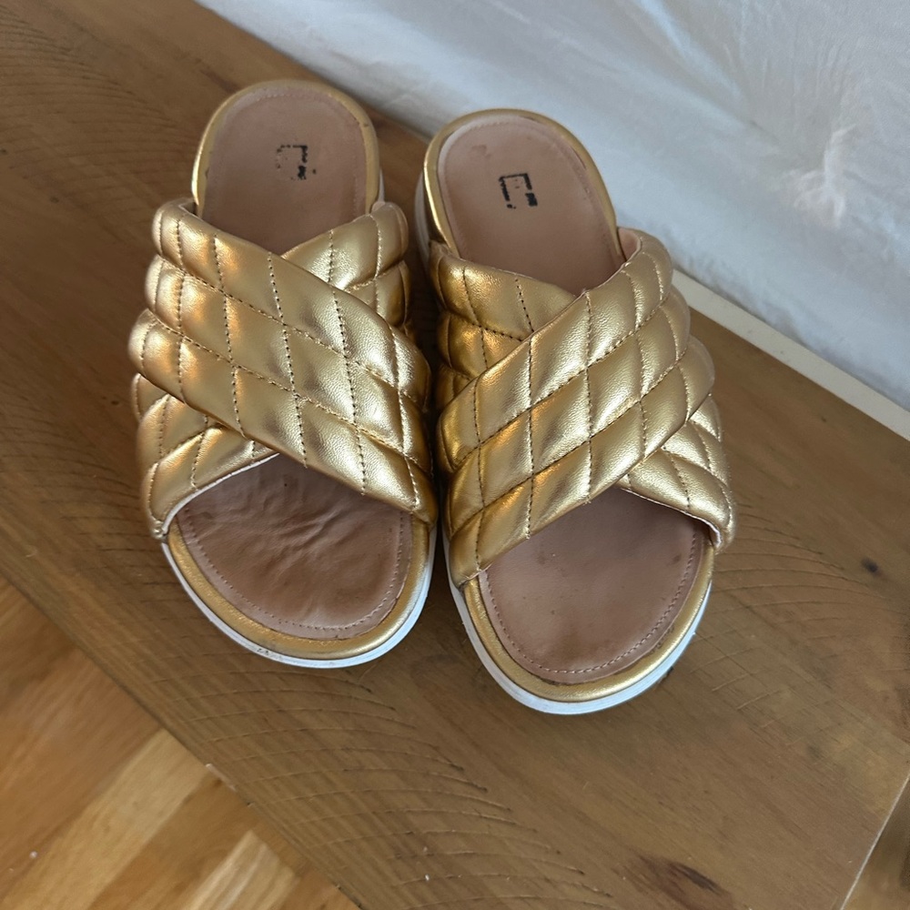 Fitflop Loosh Luxe Sandal